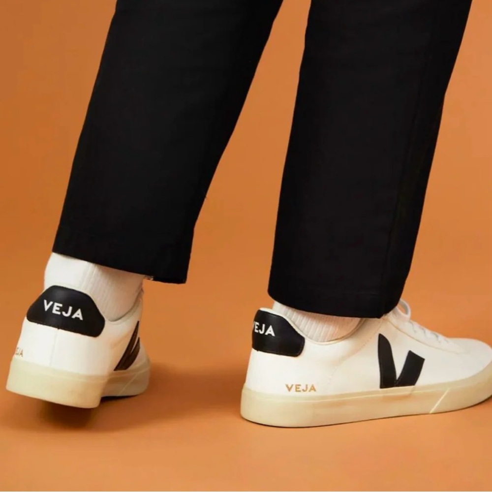 Veja Campo Leather Sneaker Shoes in Extra White and Black Size 40 EU 9 US